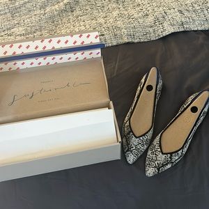 Rothy’s pointed flats size 8 brand new